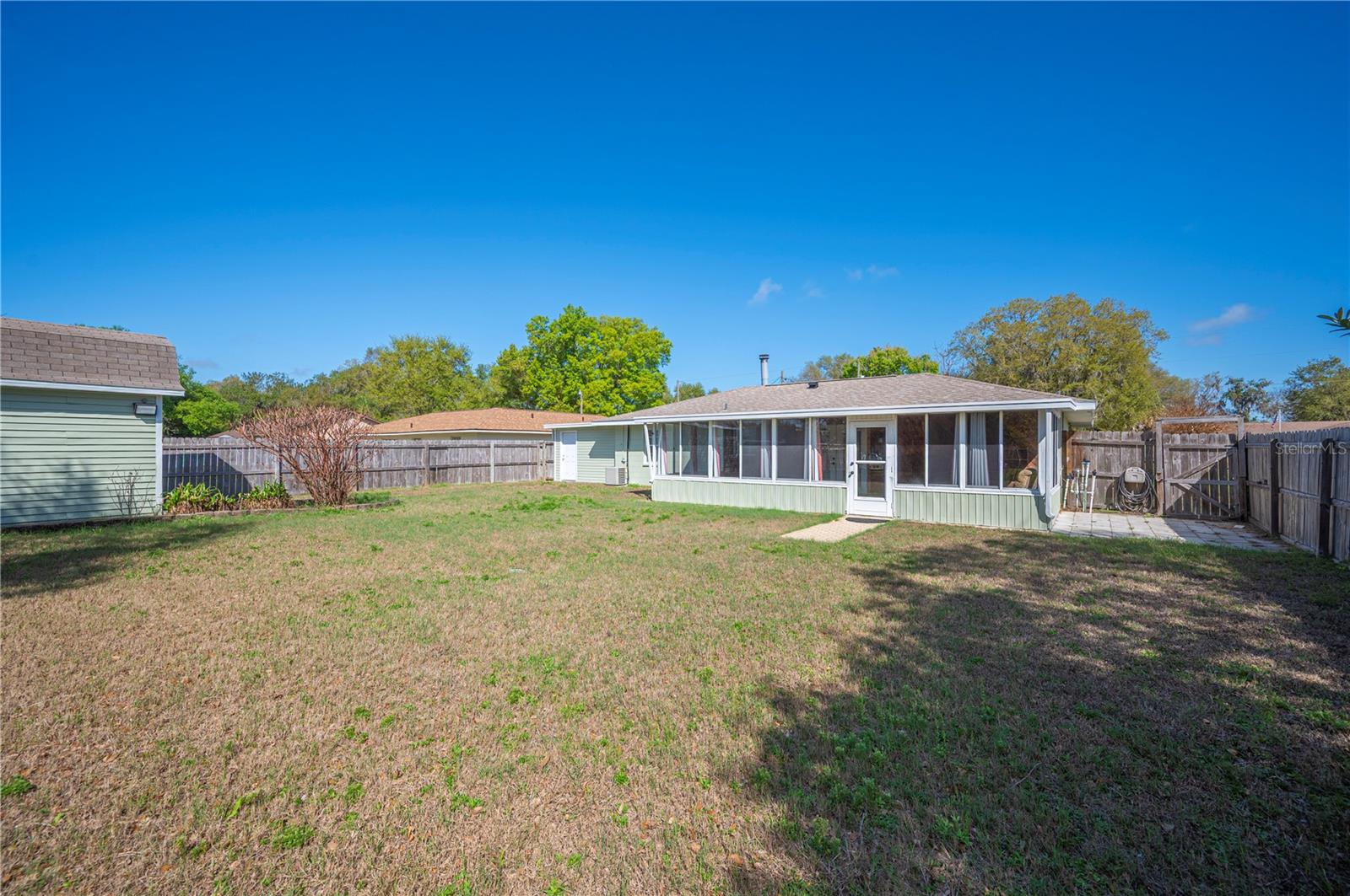 Image 32 of 40 For 3646 Wayne Road