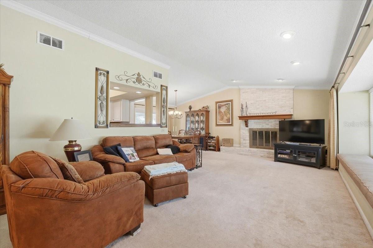 Image 15 of 63 For 1202 Lake Ariana Boulevard