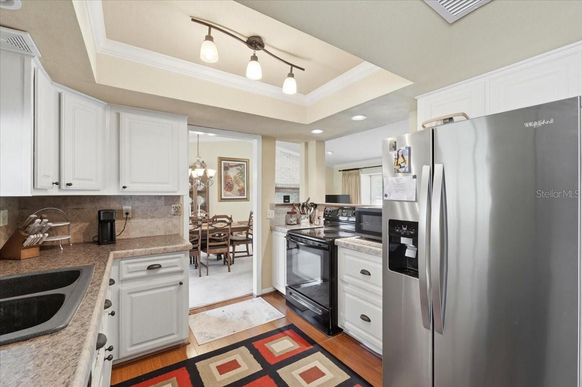 Image 20 of 63 For 1202 Lake Ariana Boulevard