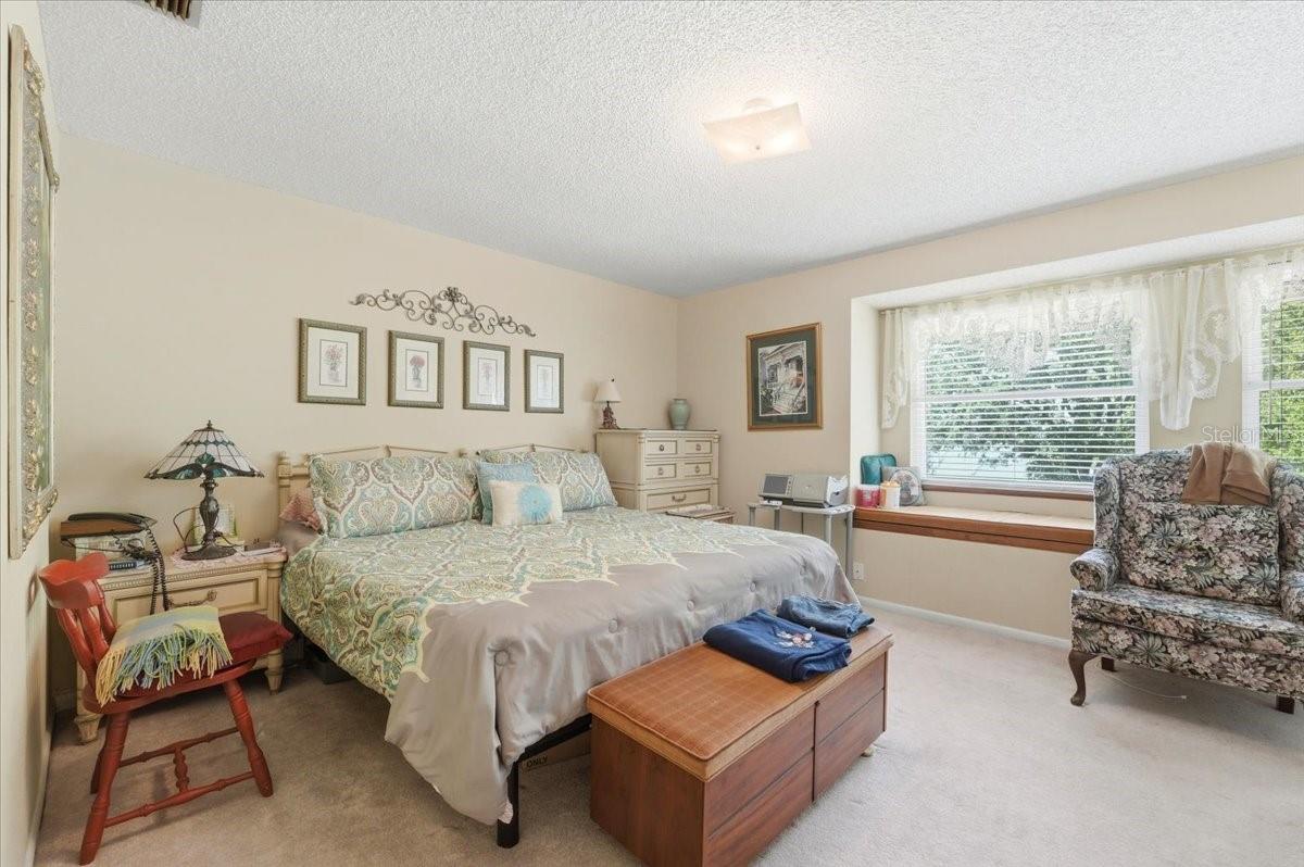 Image 27 of 63 For 1202 Lake Ariana Boulevard