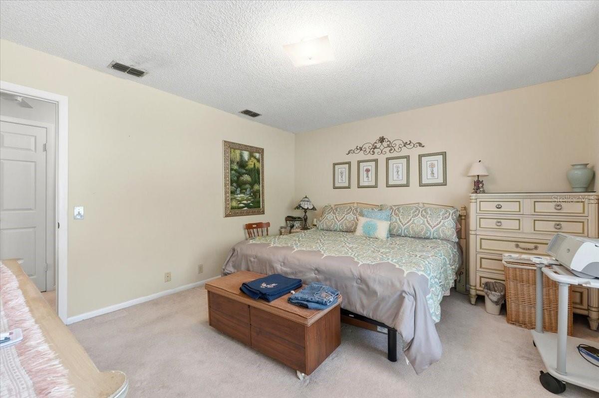 Image 28 of 63 For 1202 Lake Ariana Boulevard