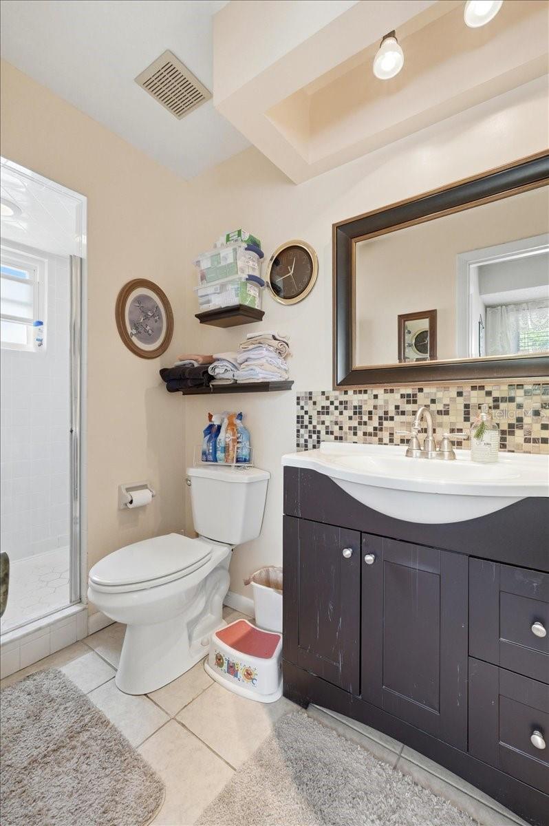 Image 30 of 63 For 1202 Lake Ariana Boulevard