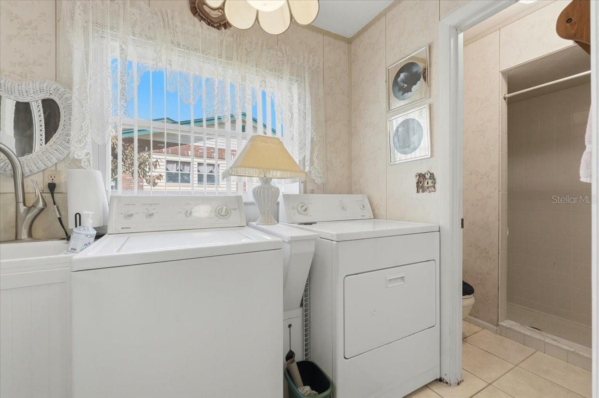 Image 43 of 63 For 1202 Lake Ariana Boulevard