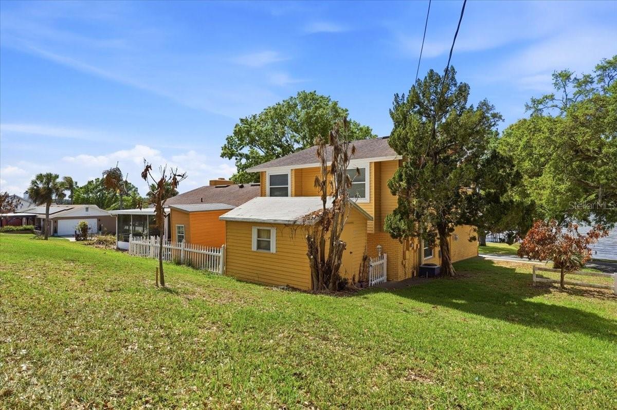 Image 47 of 63 For 1202 Lake Ariana Boulevard