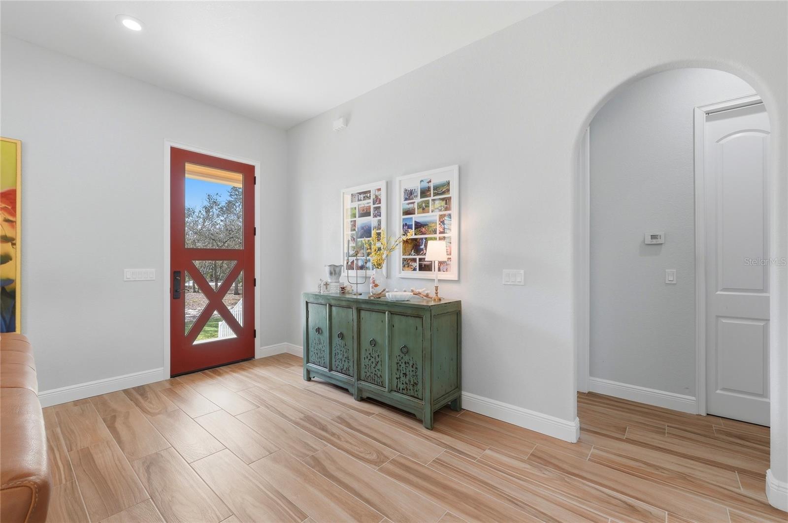 Image 13 of 53 For 2204 R E Byrd Road