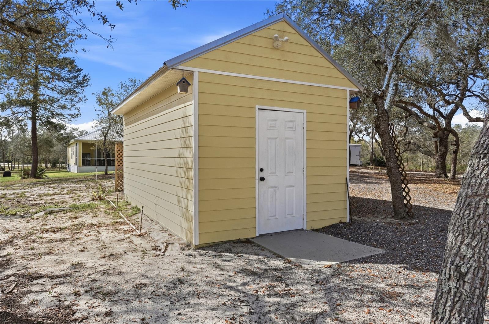 Image 44 of 53 For 2204 R E Byrd Road