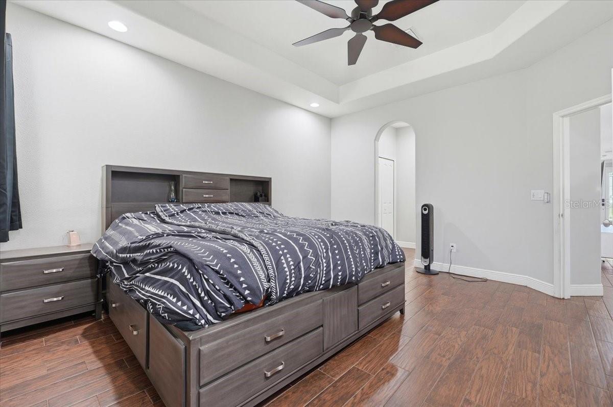 Image 19 of 57 For 1972 Wind Meadows Drive