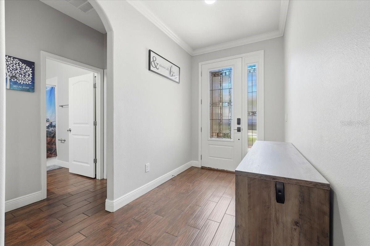 Image 3 of 57 For 1972 Wind Meadows Drive