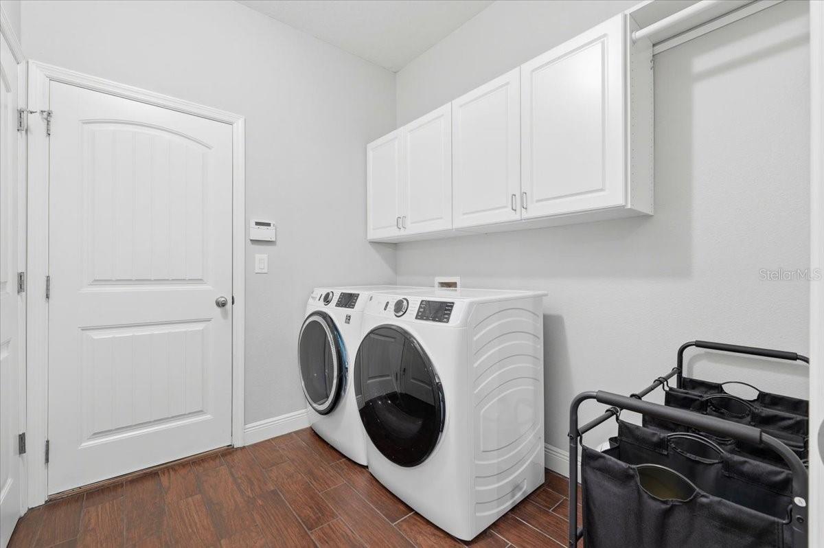 Image 35 of 57 For 1972 Wind Meadows Drive