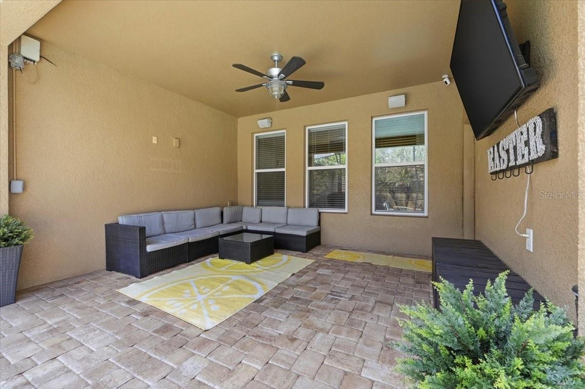 Image 37 of 57 For 1972 Wind Meadows Drive