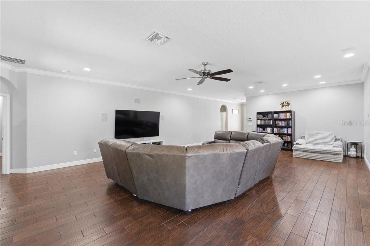 Image 7 of 57 For 1972 Wind Meadows Drive