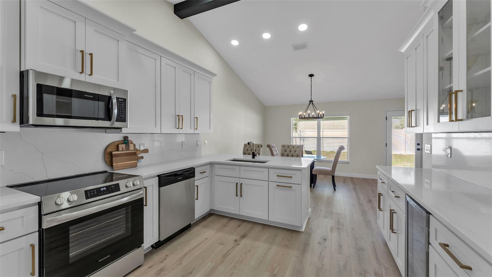 Image 11 of 51 For 6743 Highlands Creek Boulevard