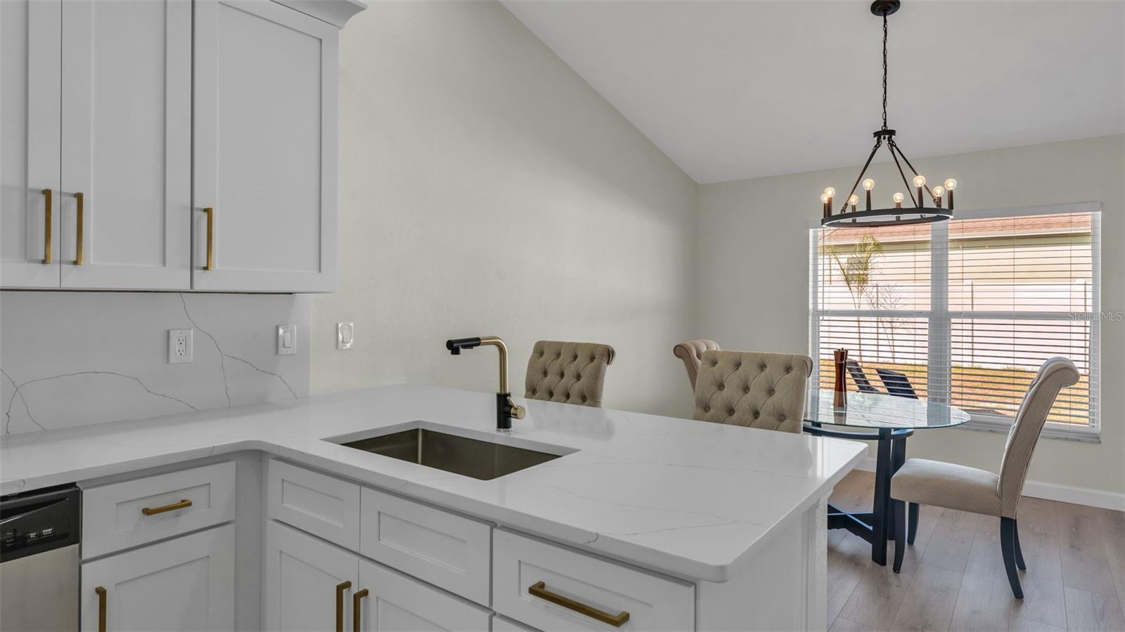 Image 15 of 51 For 6743 Highlands Creek Boulevard