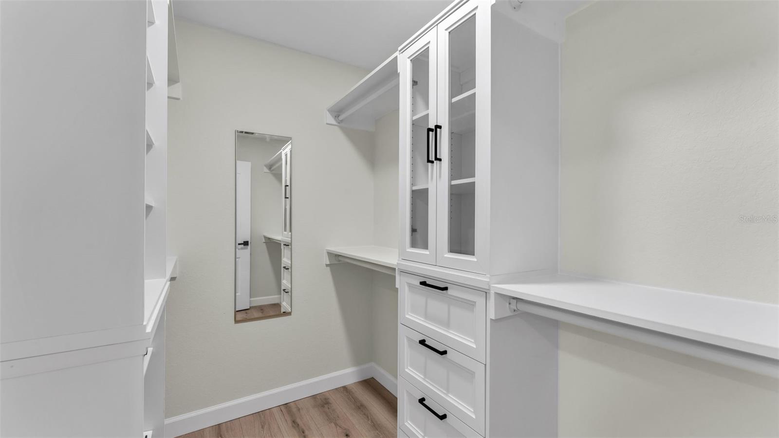 Image 37 of 51 For 6743 Highlands Creek Boulevard