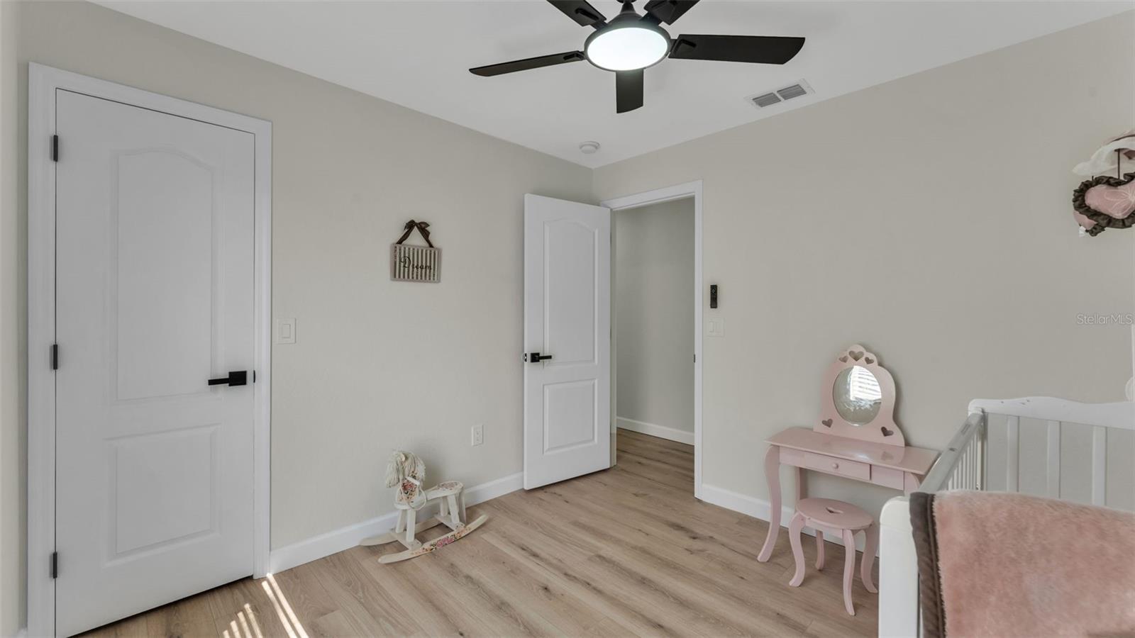 Image 44 of 51 For 6743 Highlands Creek Boulevard