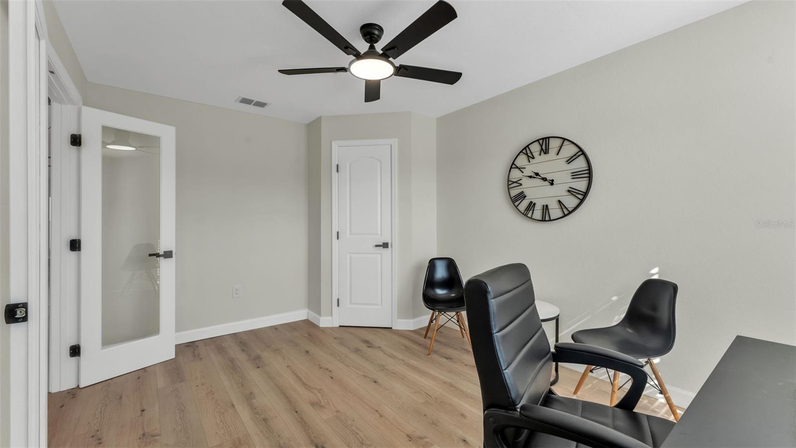 Image 6 of 51 For 6743 Highlands Creek Boulevard