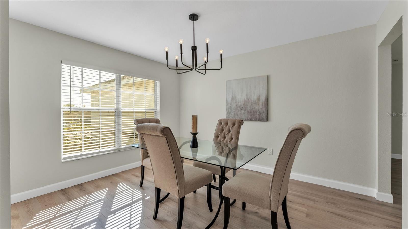 Image 7 of 51 For 6743 Highlands Creek Boulevard