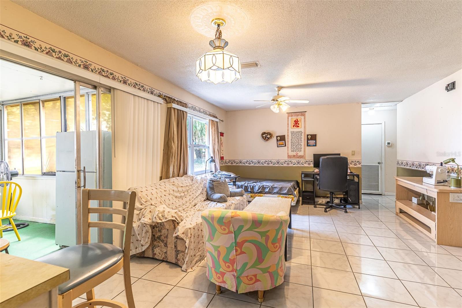 Image 2 of 25 For 1318 Deer Park Court