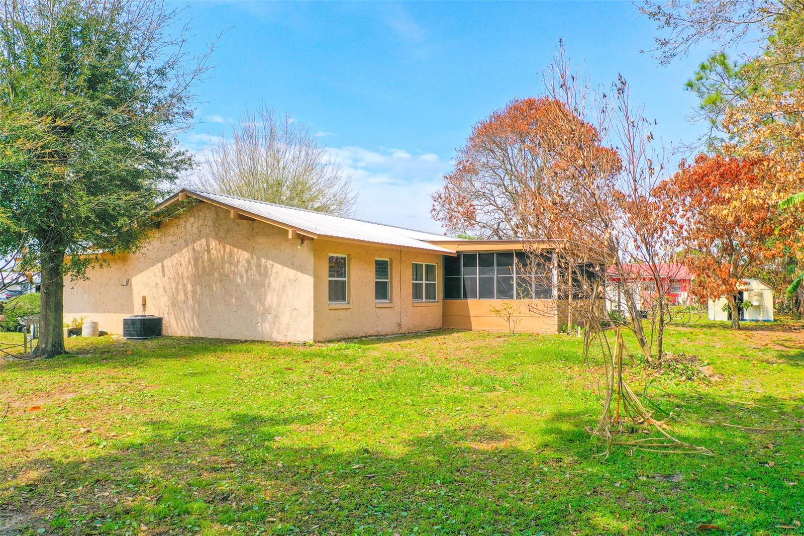 Image 23 of 25 For 1318 Deer Park Court