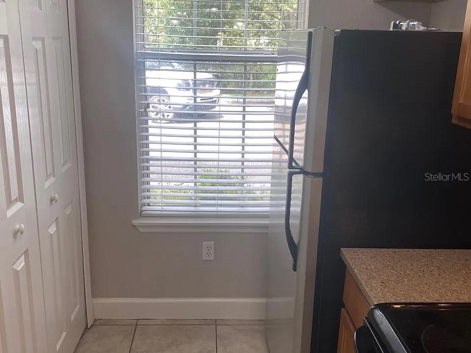 Image 12 of 28 For 2508 35th Place S111