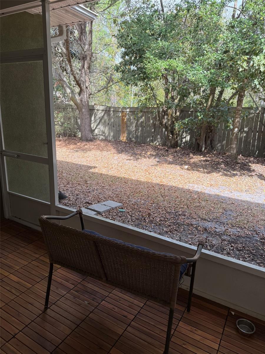 Image 17 of 28 For 2508 35th Place S111