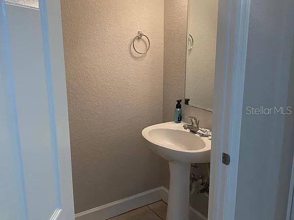 Image 19 of 28 For 2508 35th Place S111