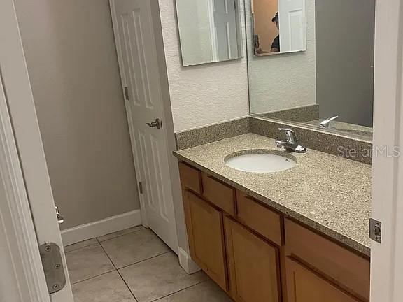 Image 22 of 28 For 2508 35th Place S111