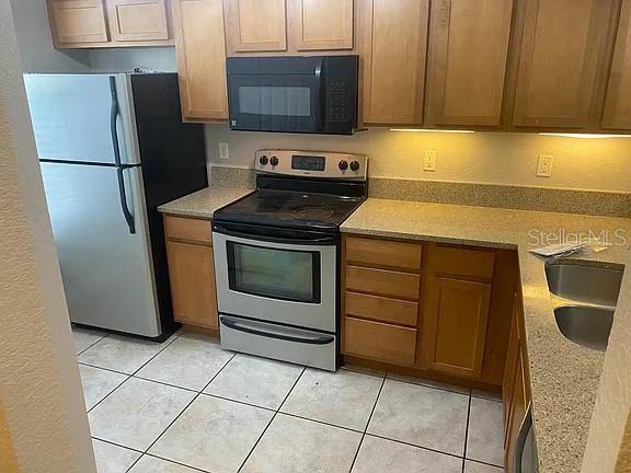 Image 9 of 28 For 2508 35th Place S111