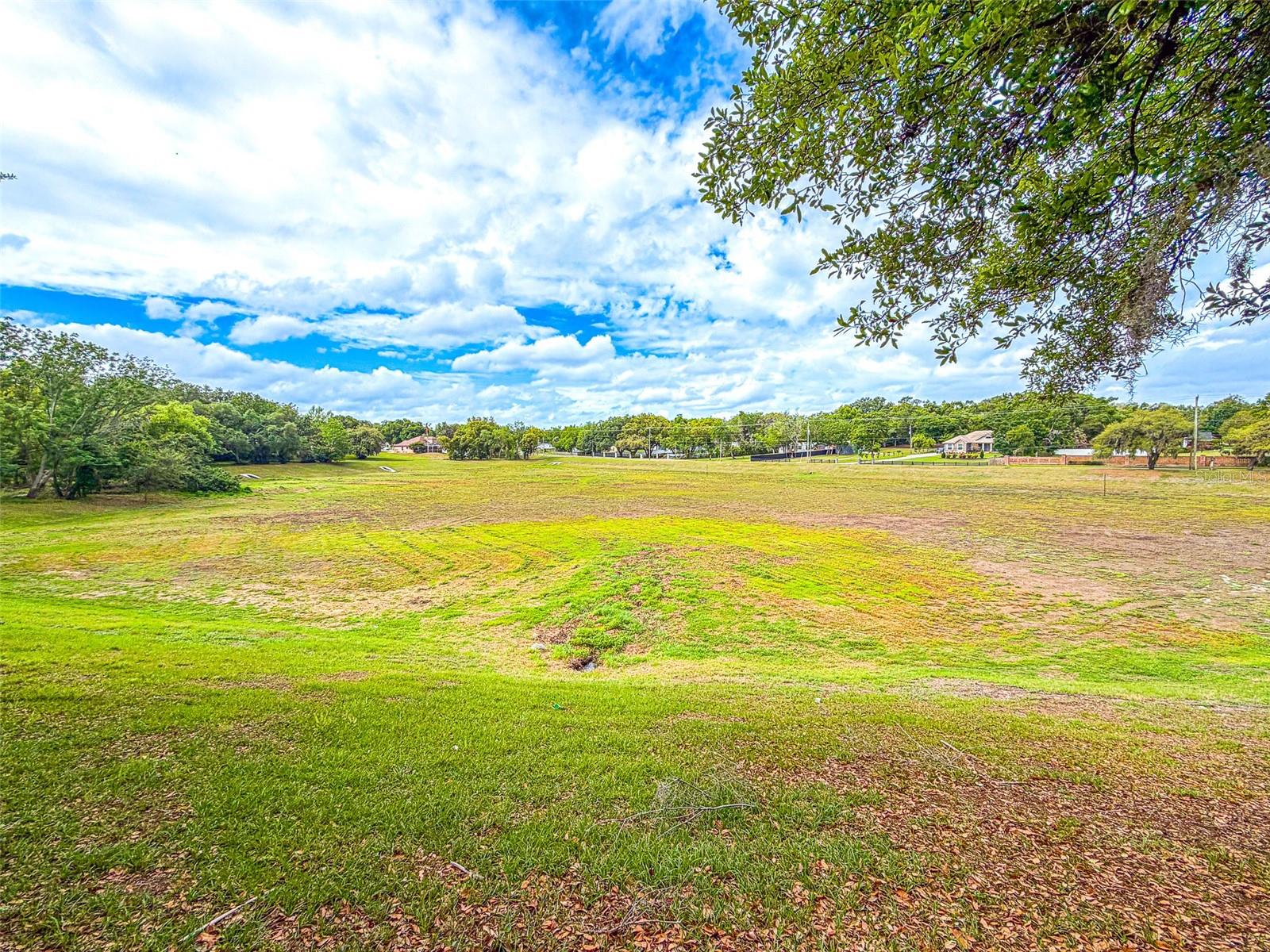 Image 24 of 26 For 626 Cape Cod Circle