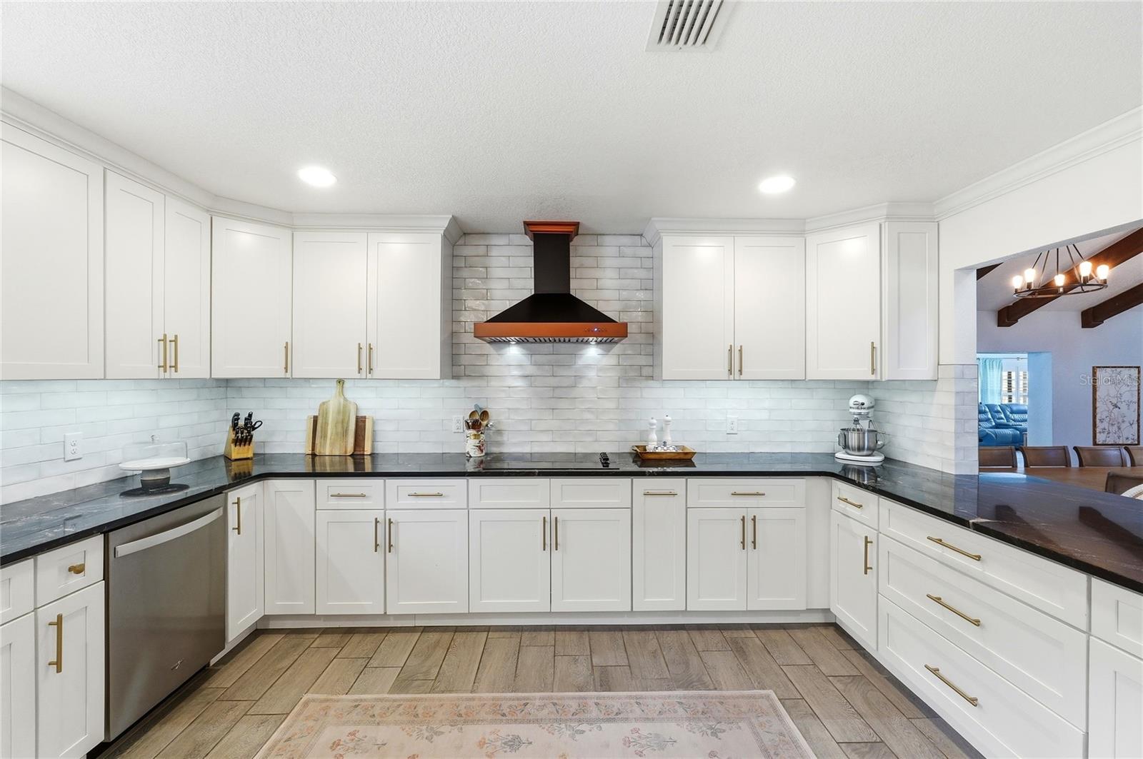 Image 18 of 64 For 4916 Ironwood Trail