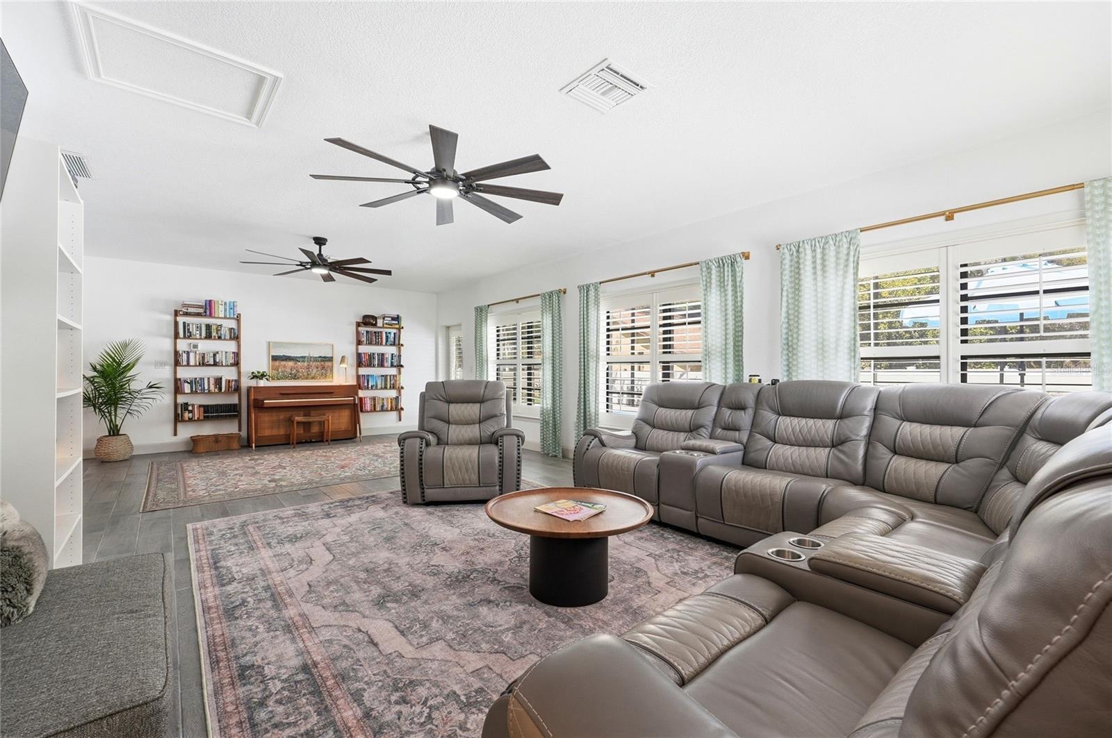 Image 9 of 64 For 4916 Ironwood Trail