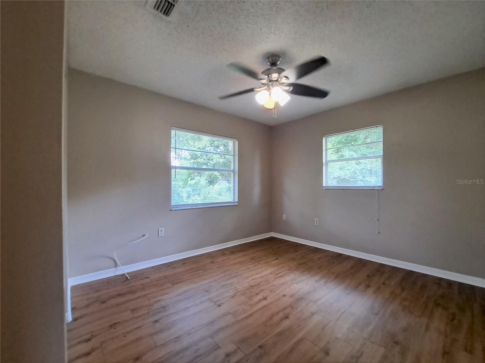 Image 18 of 21 For 6043 Crafton Drive