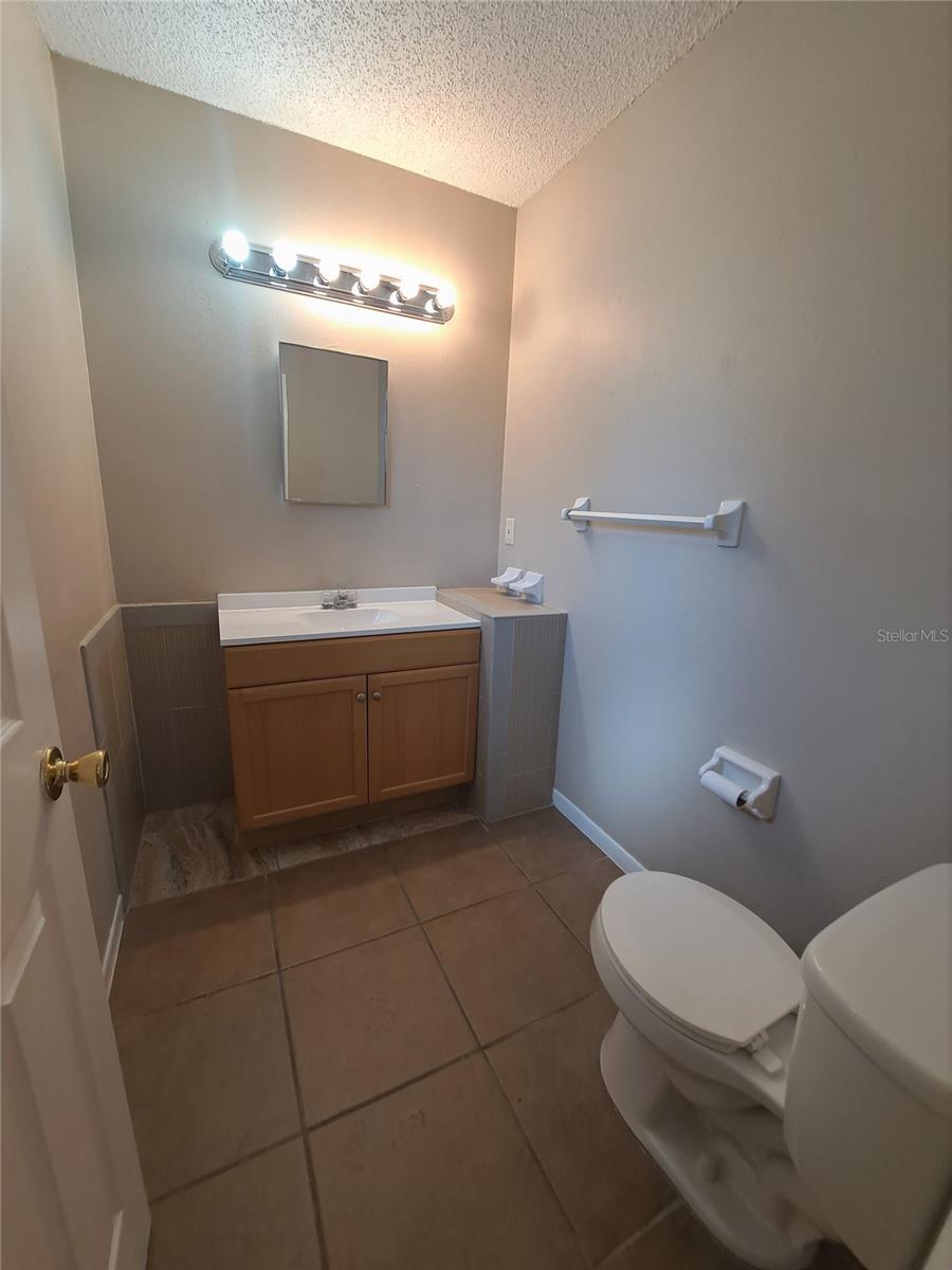 Image 7 of 21 For 6043 Crafton Drive