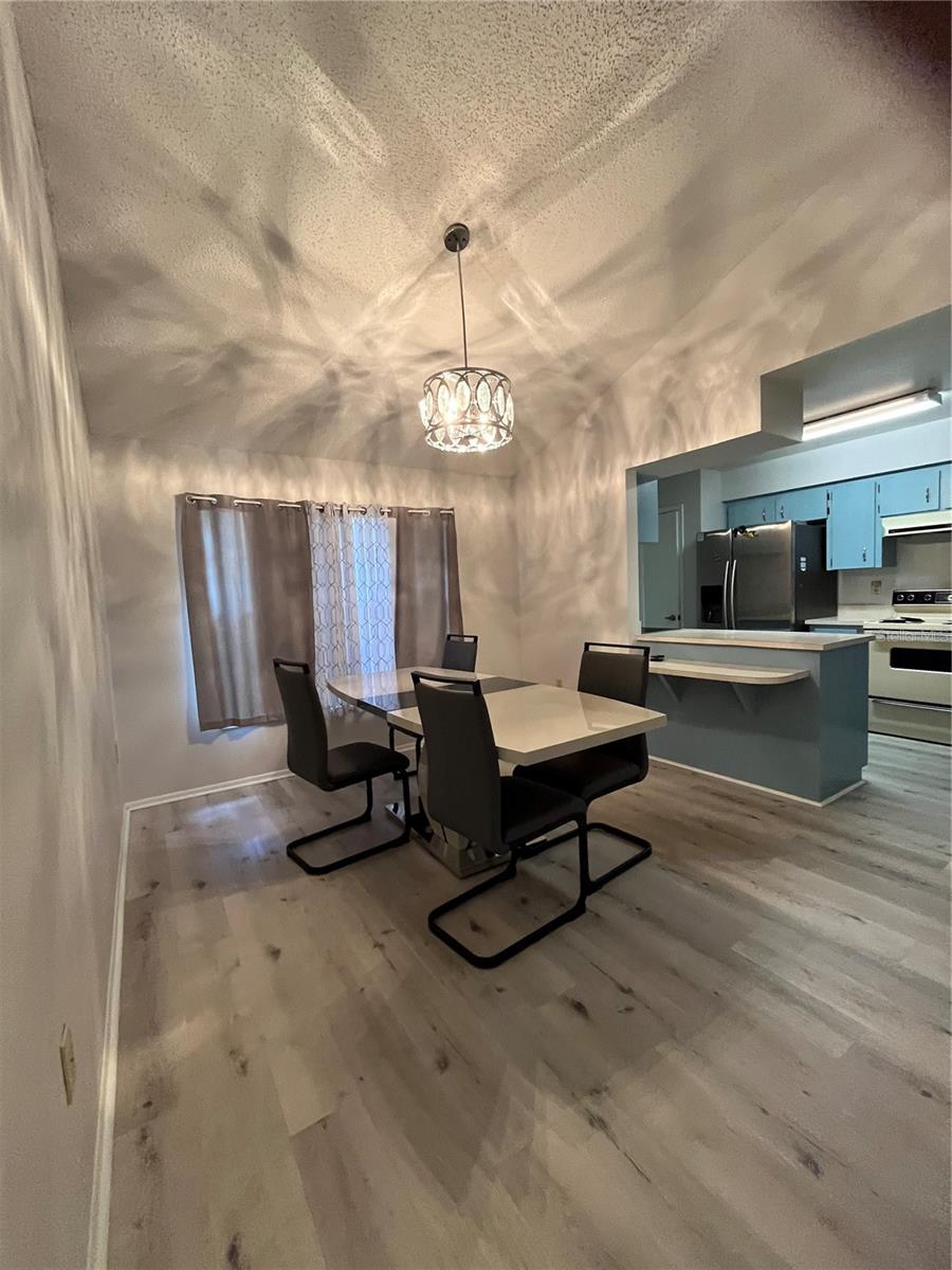 Image 18 of 52 For 3535 Dovetail Lane N