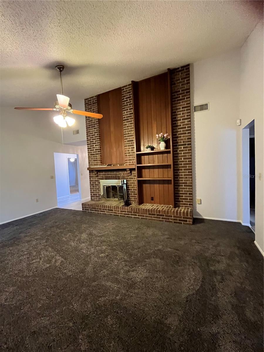 Image 20 of 52 For 3535 Dovetail Lane N