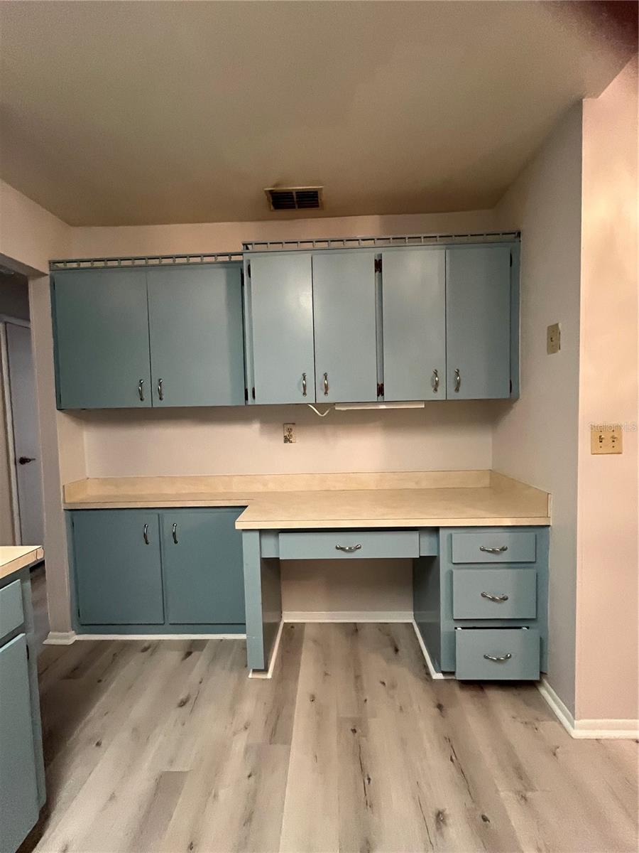 Image 26 of 52 For 3535 Dovetail Lane N