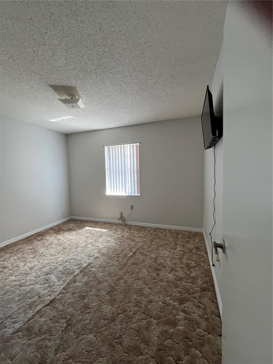 Image 31 of 52 For 3535 Dovetail Lane N