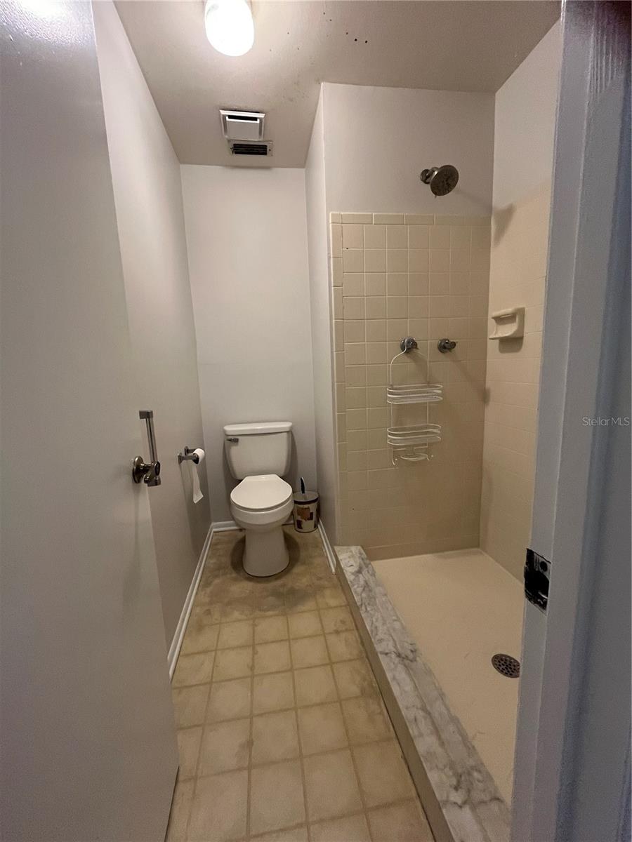 Image 9 of 52 For 3535 Dovetail Lane N