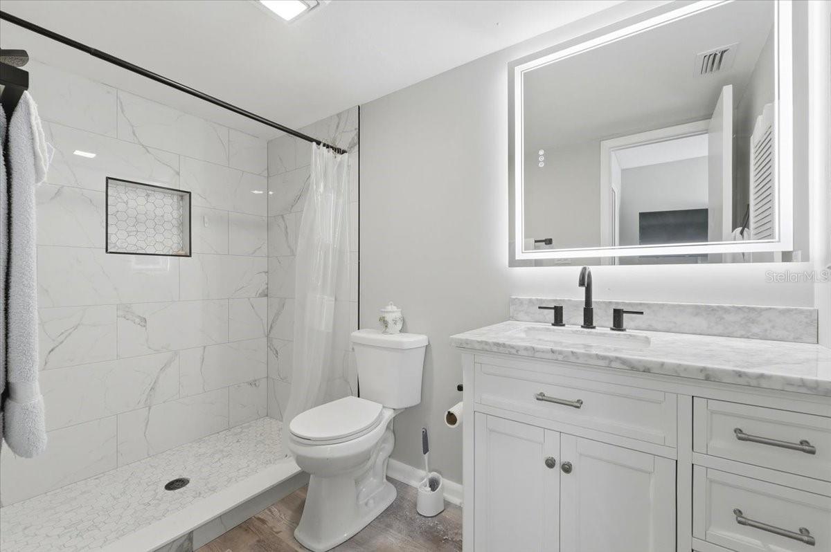 Image 18 of 41 For 2903 Granada Court 2903