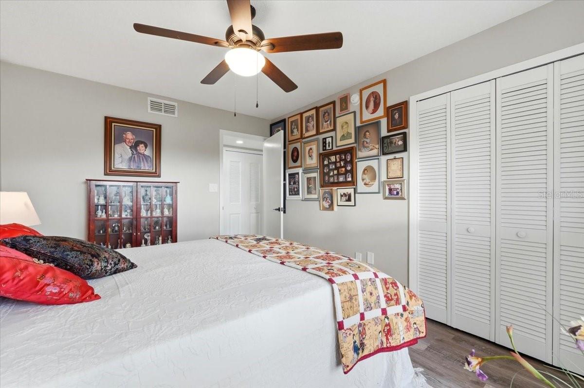 Image 20 of 41 For 2903 Granada Court 2903