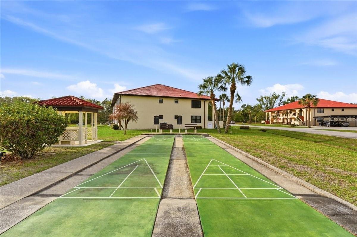 Image 31 of 41 For 2903 Granada Court 2903