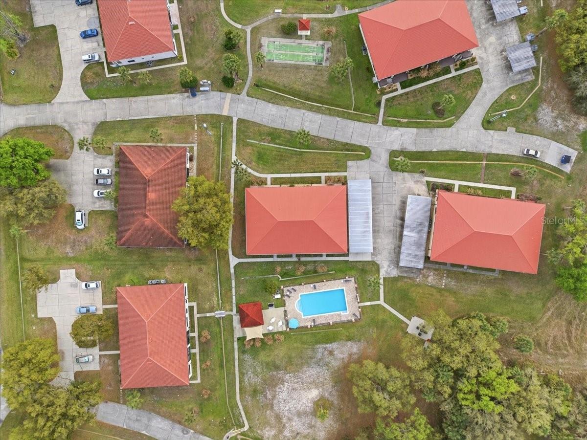 Image 33 of 41 For 2903 Granada Court 2903