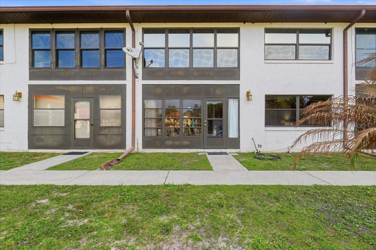 Image 38 of 41 For 2903 Granada Court 2903