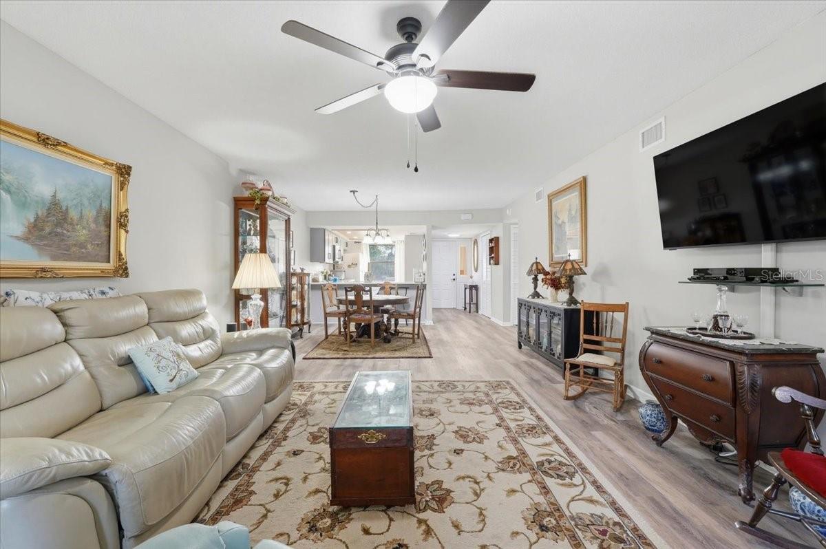 Image 6 of 41 For 2903 Granada Court 2903