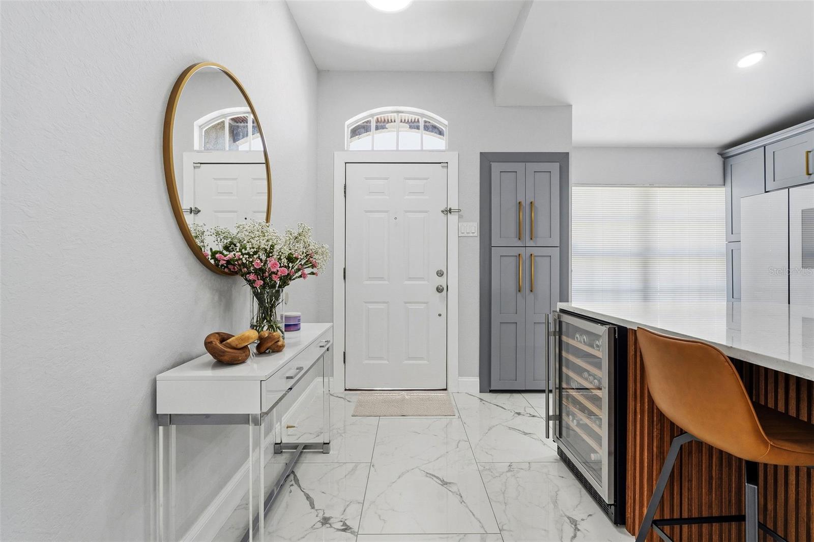 Image 7 of 28 For 8025 Ridgeglen Cir W