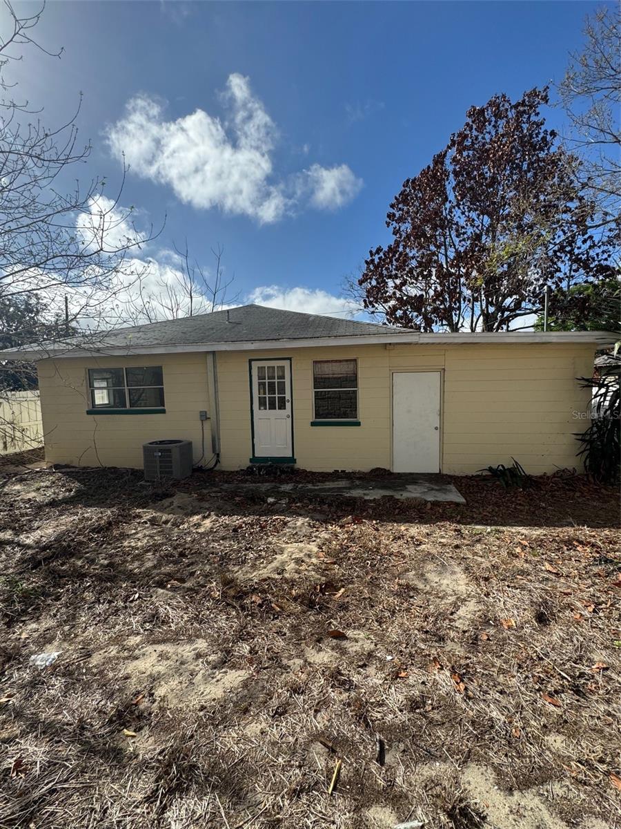 Image 3 of 8 For 312 Lime Avenue