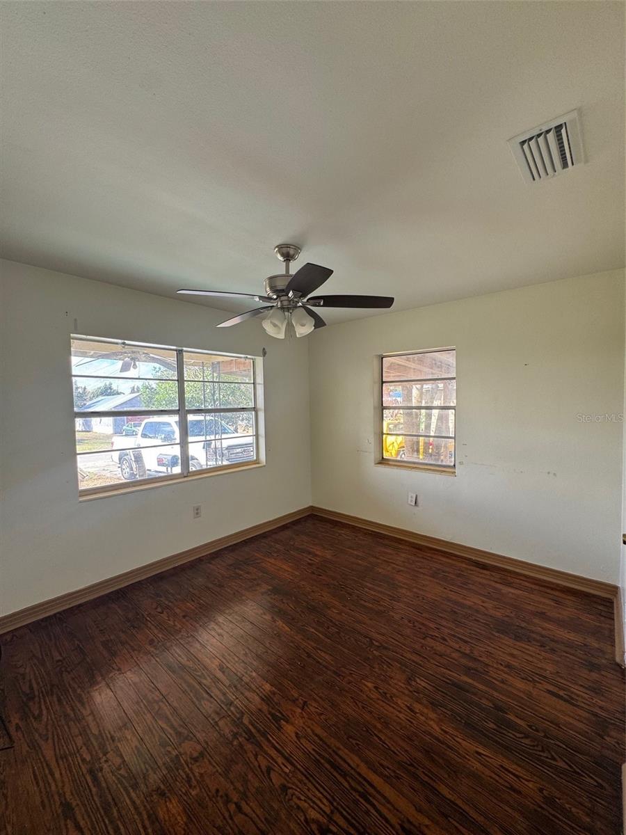 Image 5 of 8 For 312 Lime Avenue