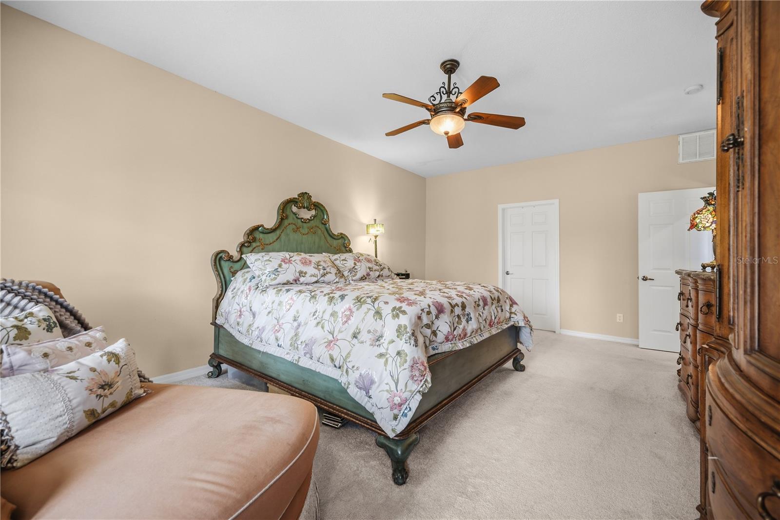 Image 13 of 50 For 268 Oak Landing Lane