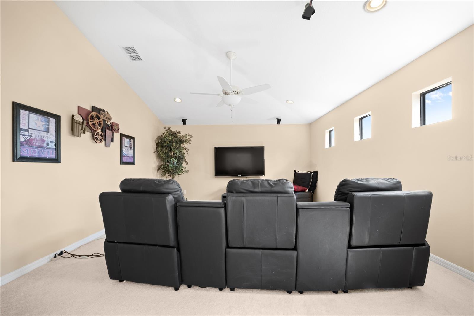 Image 35 of 50 For 268 Oak Landing Lane