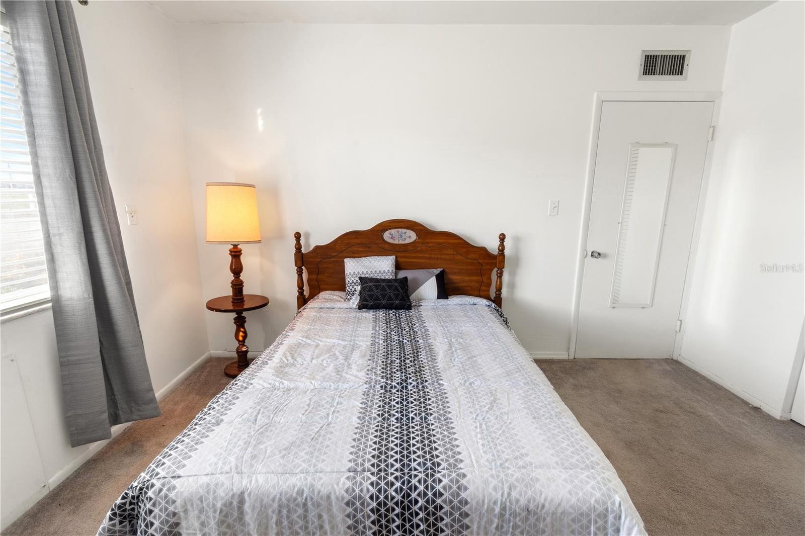 Image 15 of 23 For 1700 6th Street Nw C2